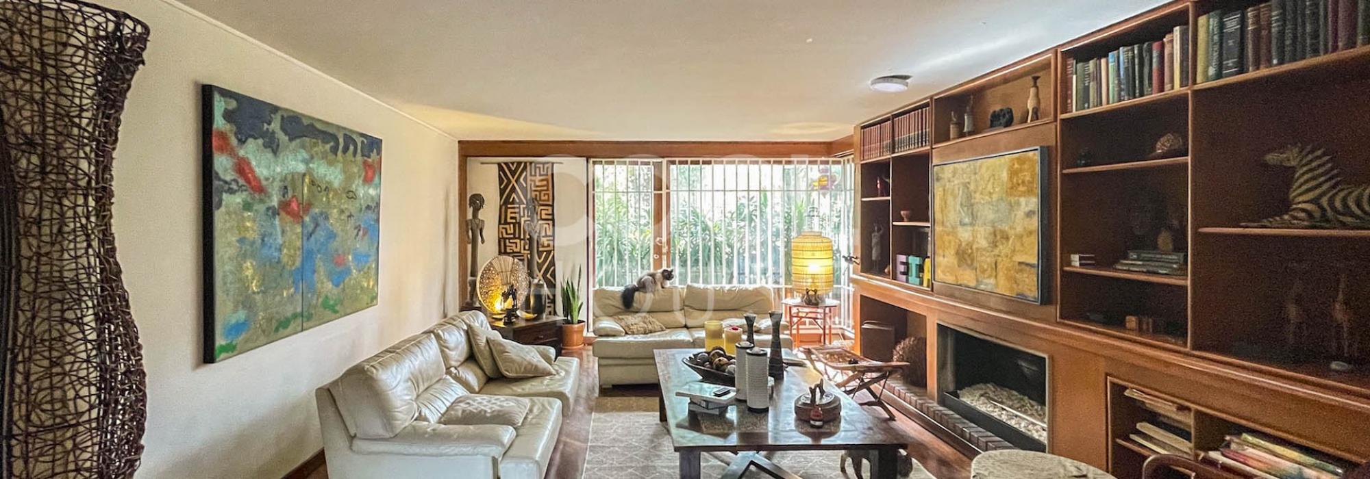 Apartamento con terraza en venta o arriendo en Antiguo Country