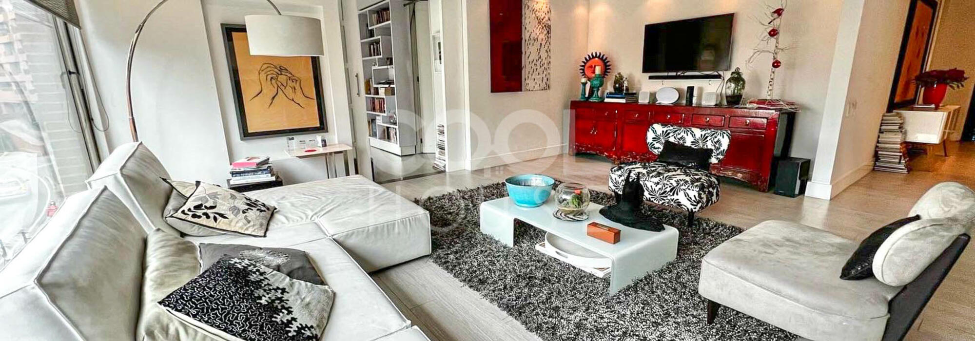 Apartamento con terraza en venta en Los Rosales