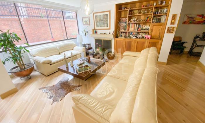 Apartamento con terraza en venta en La Carolina