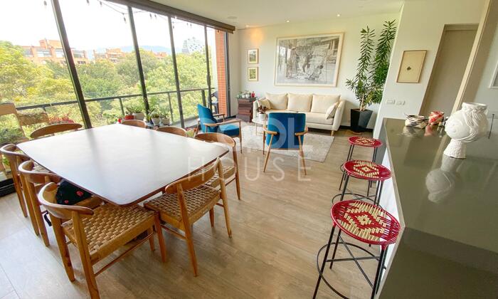 Apartamento moderno en venta con vista al parque El Virrey 