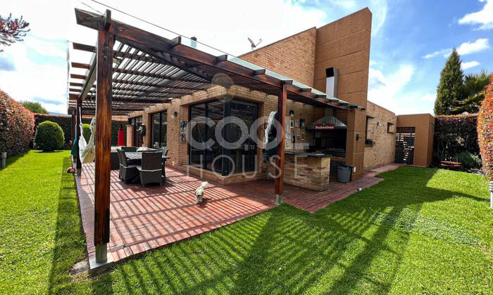 Casa Dúplex con terraza en venta en Cajicá 
