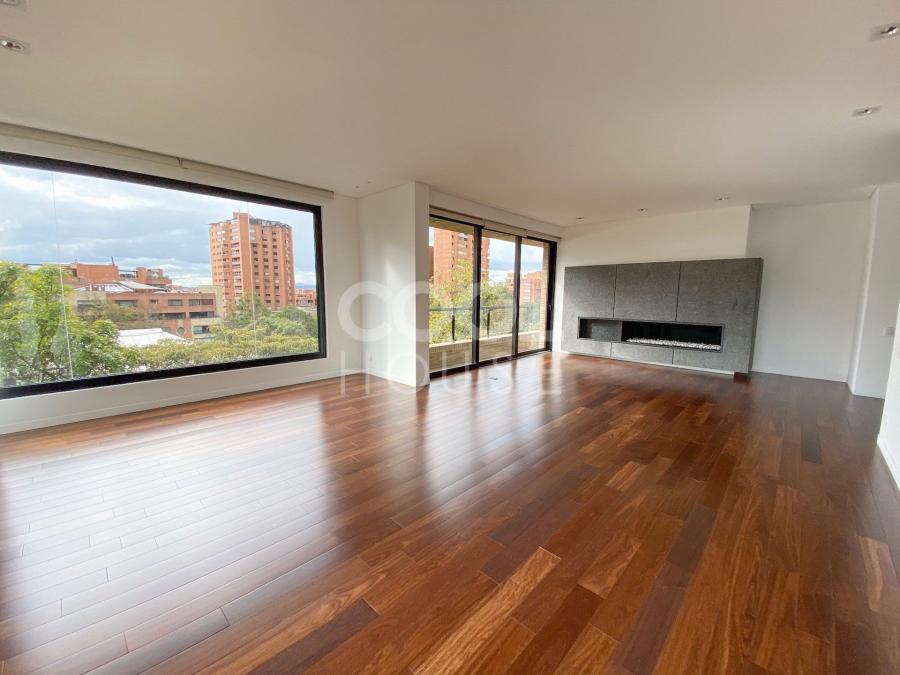 Apartamento en venta en La Cabrera