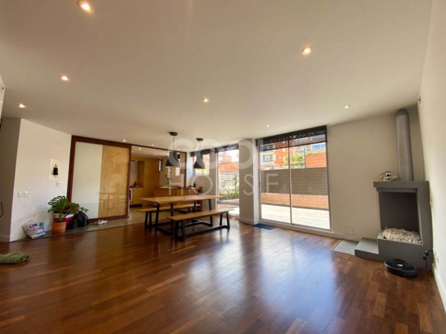 Apartamento con Terraza en Venta en Chicó Navarra