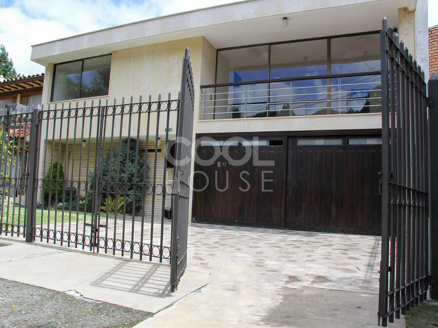Casa Dúplex en venta o arriendo en Santa Ana Occidental   