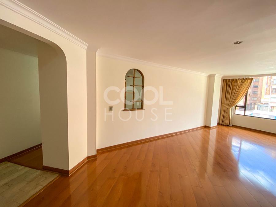 Apartamento en venta o arriendo en Santa Bárbara 