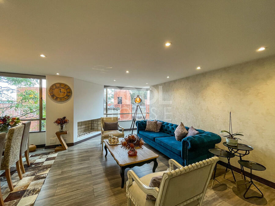Apartamento en venta o arriendo en Los Rosales