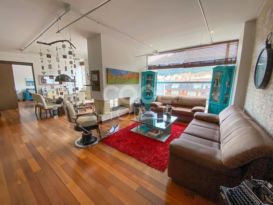 Apartamento penthouse con terraza en arriendo en Chicó Reservado