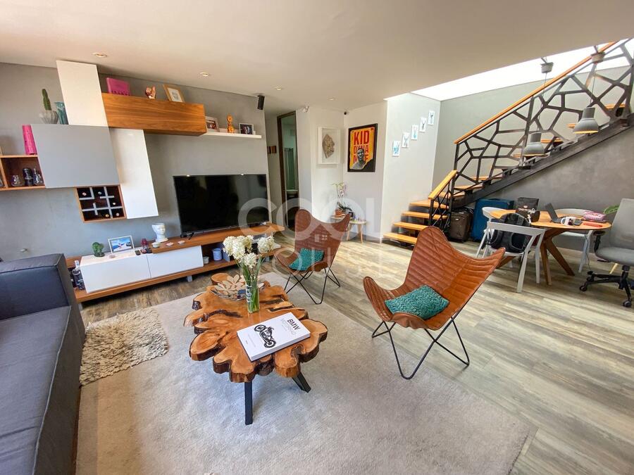 Apartamento Dúplex con terraza en venta en La Calleja  