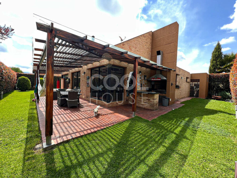 Casa Dúplex con terraza en venta en Cajicá 
