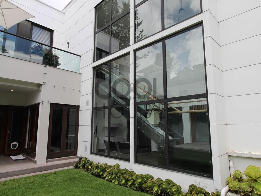 Casa con terraza en venta en Santa Ana