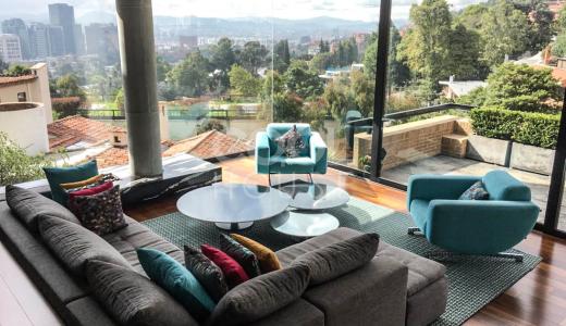 Casa Triplex con terraza en venta en Santa Ana Oriental 